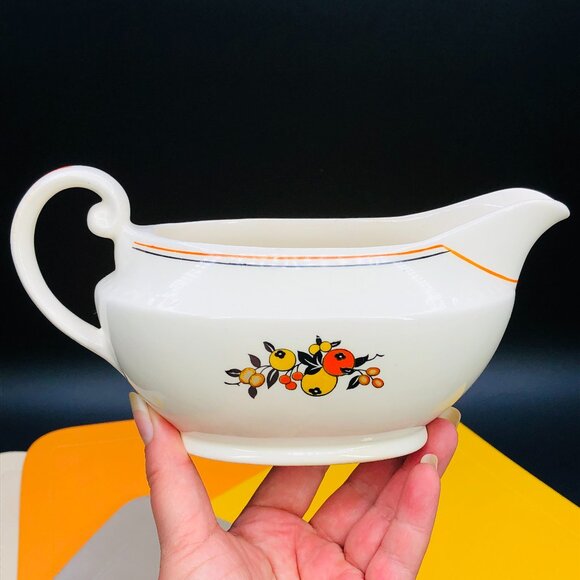 Vintage 40s SWINNERTONS Staffordshire England Majestic Vellum Gravy Boat - Picture 1 of 13